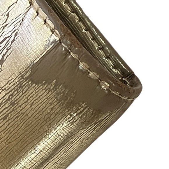 CHANEL Gold Logo Wallet - Picture 5 of 9